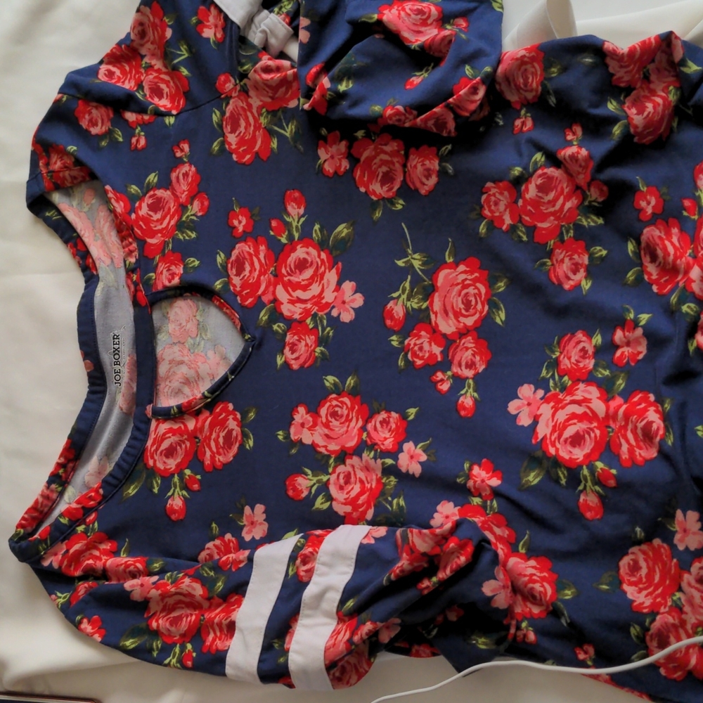 Rose shirt
